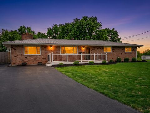 Photo of 41 Oakland Street, Mechanicsburg, OH 43044 (MLS # 226012894)