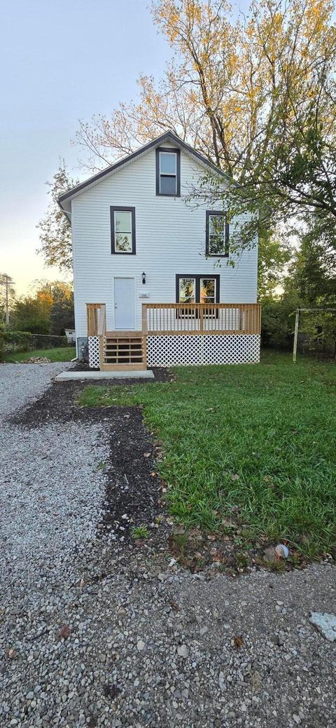 Photo of 2480 Parkwood Avenue, Columbus, OH 43211 (MLS # 225038533)