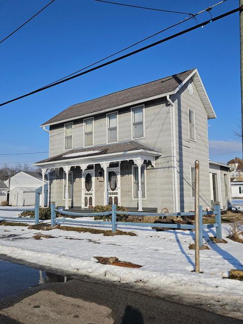 Photo of 100 N Elm Street, Sugar Grove, OH 43155 (MLS # 226004057)