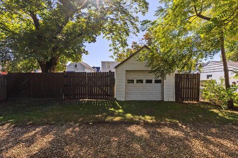 Tiny photo for 109 Riley Street, Mount Vernon, OH 43050 (MLS # 225039566)
