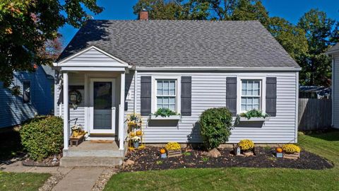 Photo of 109 Riley Street, Mount Vernon, OH 43050 (MLS # 225039566)