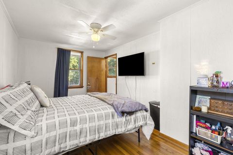 Tiny photo for 109 Riley Street, Mount Vernon, OH 43050 (MLS # 225039566)