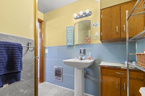 Tiny photo for 109 Riley Street, Mount Vernon, OH 43050 (MLS # 225039566)