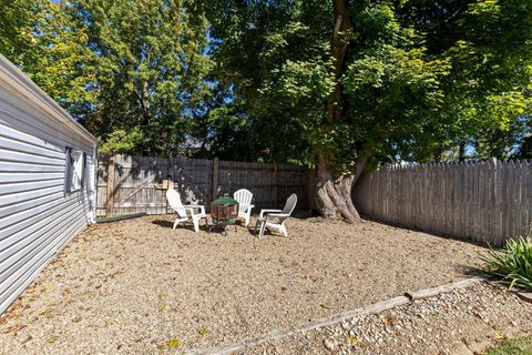 Tiny photo for 109 Riley Street, Mount Vernon, OH 43050 (MLS # 225039566)