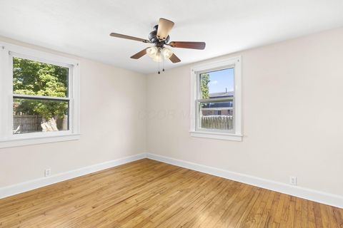 Tiny photo for 109 Riley Street, Mount Vernon, OH 43050 (MLS # 225039566)
