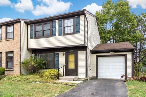 Photo of 1690 Watertower Drive, Columbus, OH 43235 (MLS # 225036011)