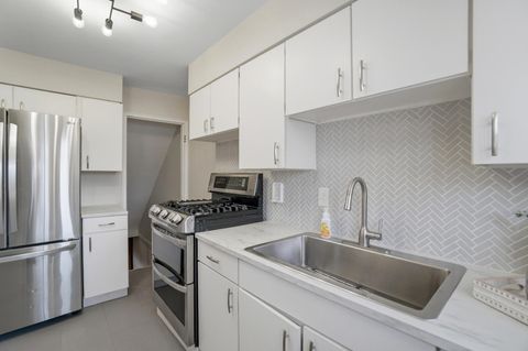 Tiny photo for 1785 Northwest Court D #D, Columbus, OH 43212 (MLS # 226003242)