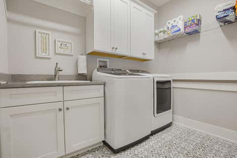 Tiny photo for 11190 Kingfisher Place, Plain City, OH 43064 (MLS # 226029849)