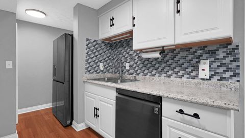 Tiny photo for 2509 Burgandy Lane, Columbus, OH 43232 (MLS # 225042056)