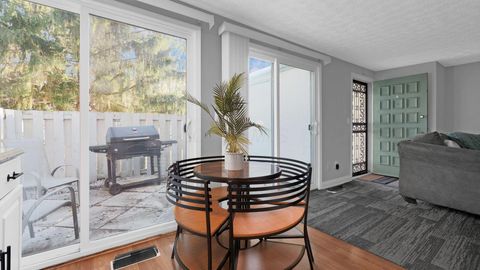 Tiny photo for 2509 Burgandy Lane, Columbus, OH 43232 (MLS # 225042056)