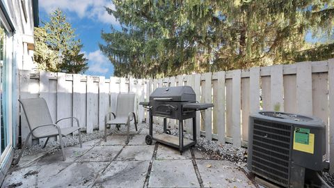 Tiny photo for 2509 Burgandy Lane, Columbus, OH 43232 (MLS # 225042056)