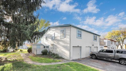 Tiny photo for 2509 Burgandy Lane, Columbus, OH 43232 (MLS # 225042056)