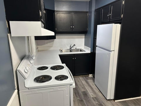 Tiny photo for 2237 Grasmere Avenue, Columbus, OH 43211 (MLS # 226039856)