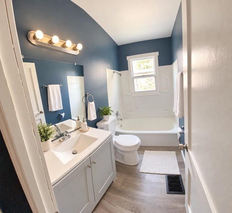 Tiny photo for 2237 Grasmere Avenue, Columbus, OH 43211 (MLS # 226039856)