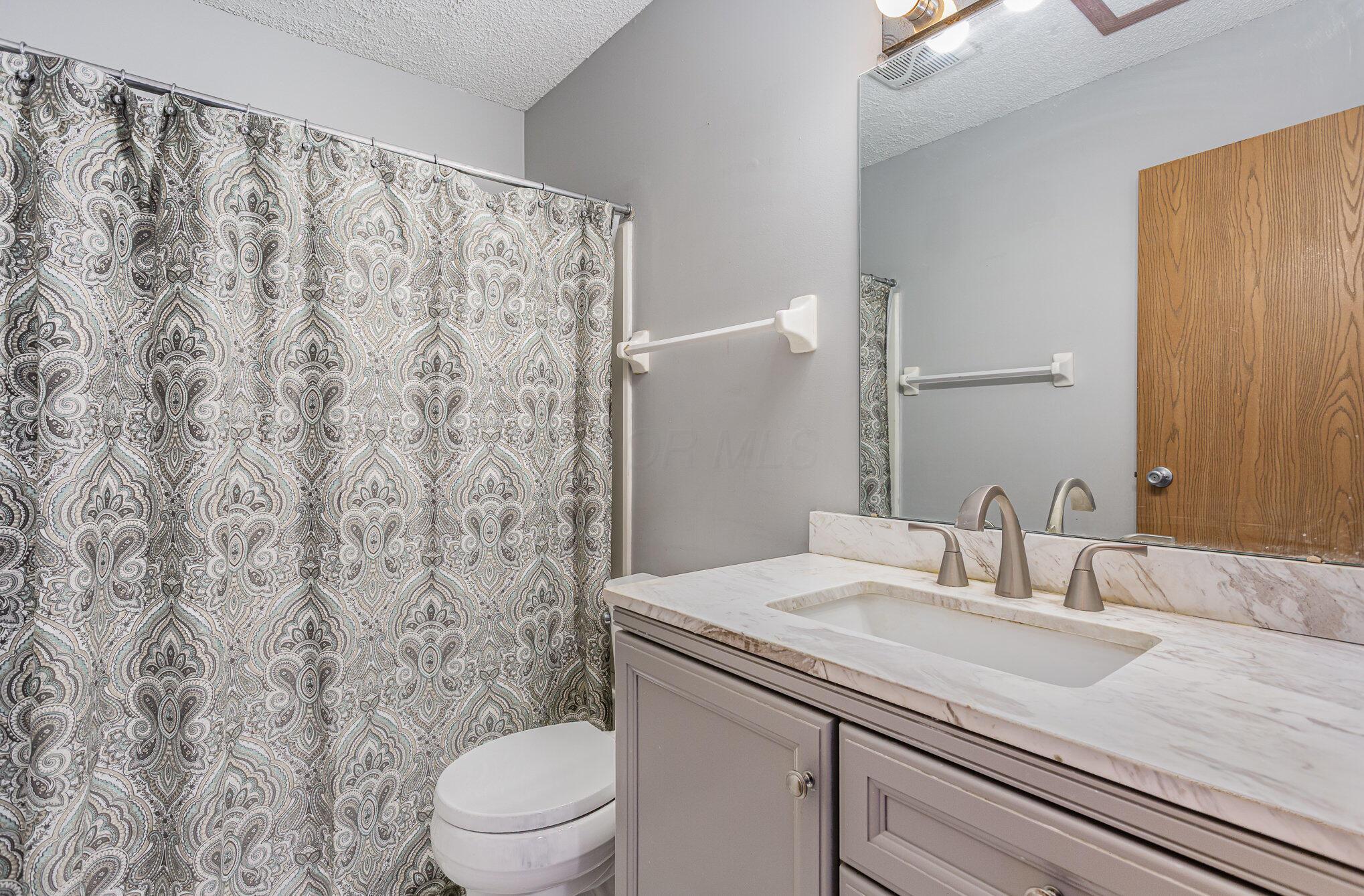 1784 Ridgebury Drive #134A, Hilliard, Ohio image 13