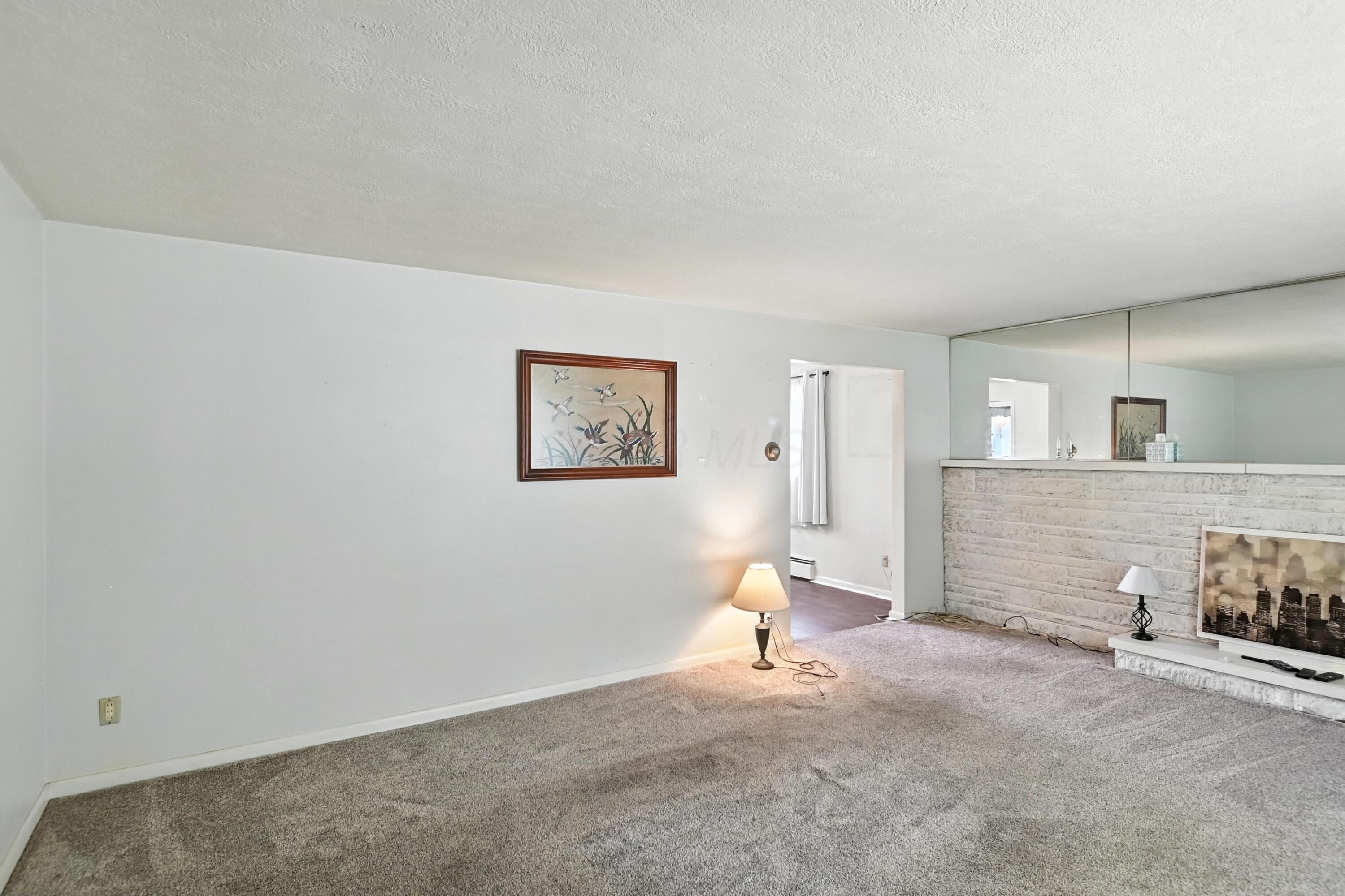 161 Hilltop Road