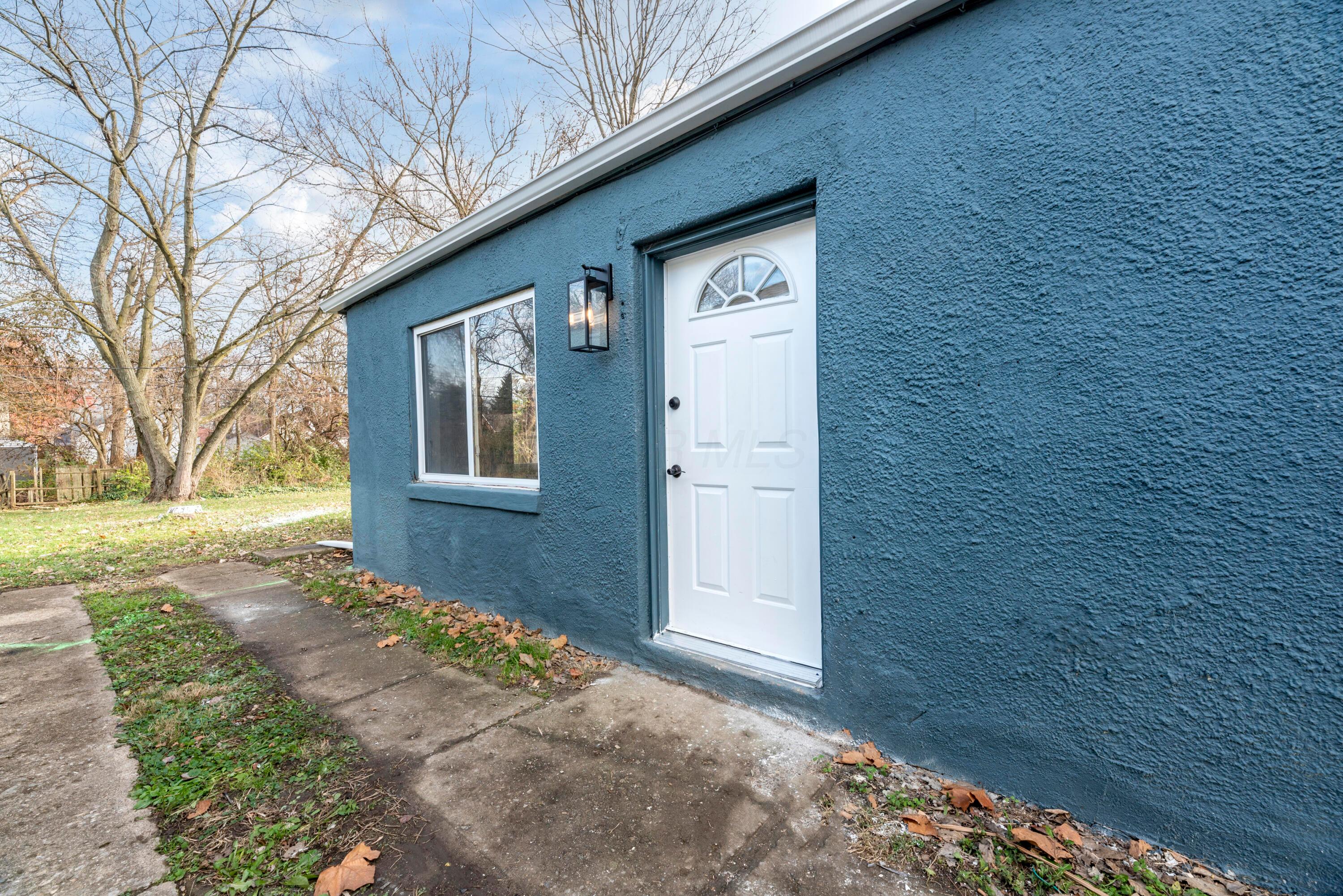 1432-1436 Oakwood Avenue