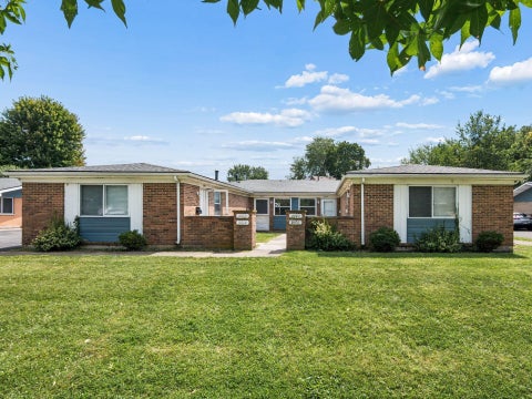 Photo of 2408-2414 Red Coach Drive, Springfield, OH 45503 (MLS # 226033087)