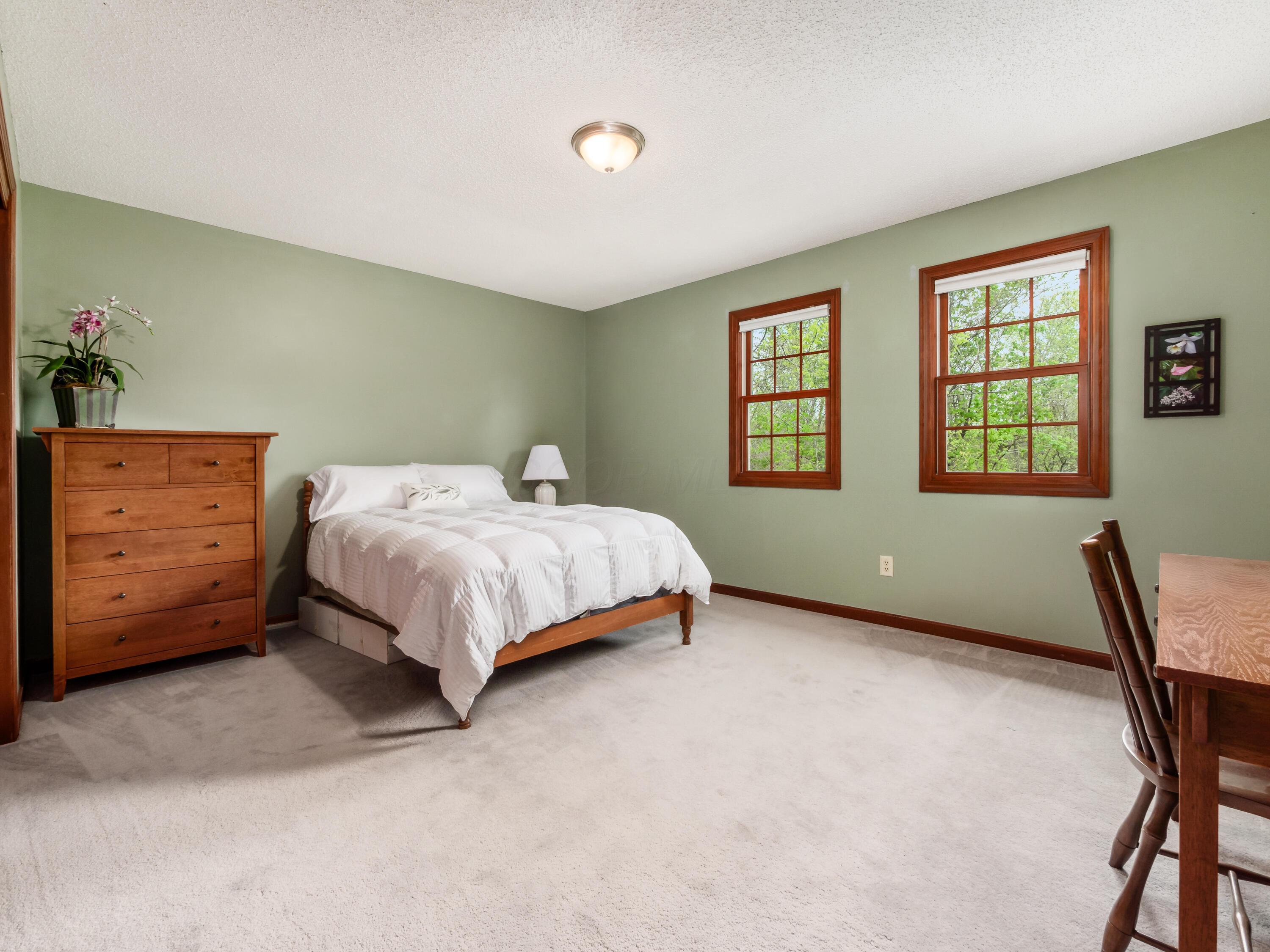 5961 Hayden Run Road, Hilliard, Ohio image 25