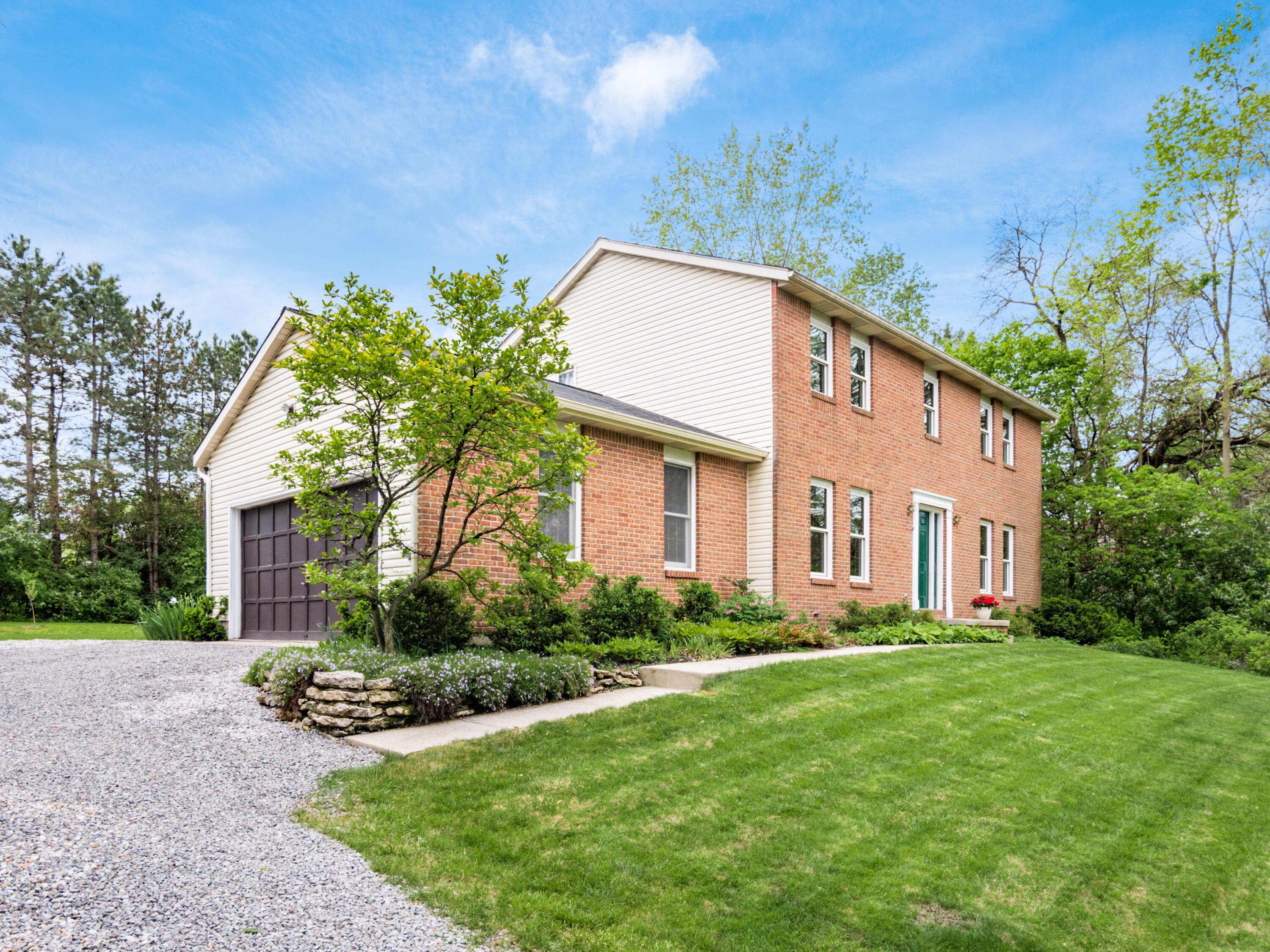 5961 Hayden Run Road, Hilliard, Ohio image 3