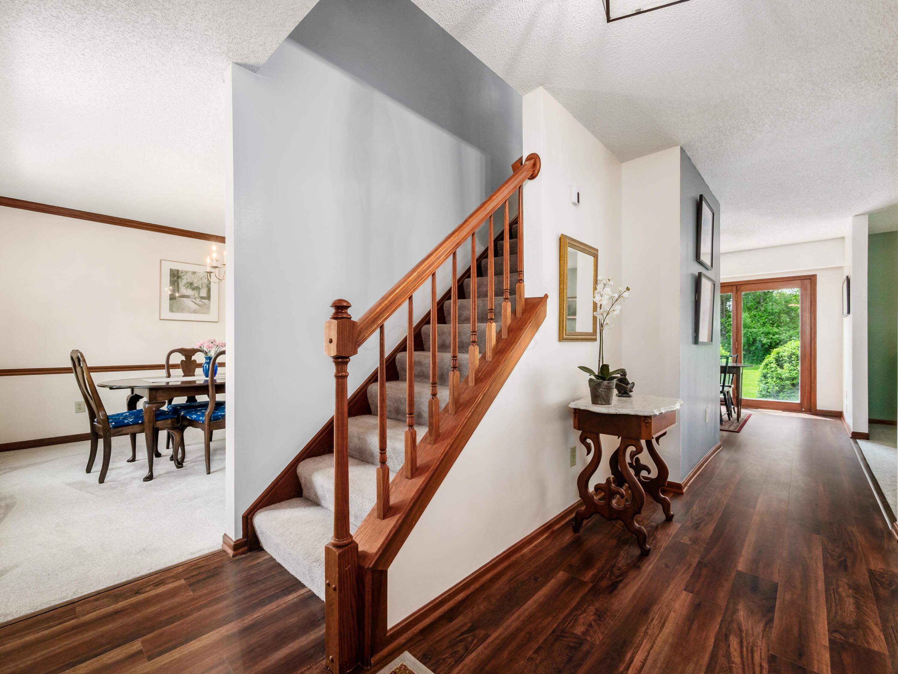 5961 Hayden Run Road, Hilliard, Ohio image 7