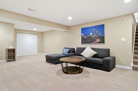 Tiny photo for 6124 Crossmont Court, New Albany, OH 43054 (MLS # 225044543)