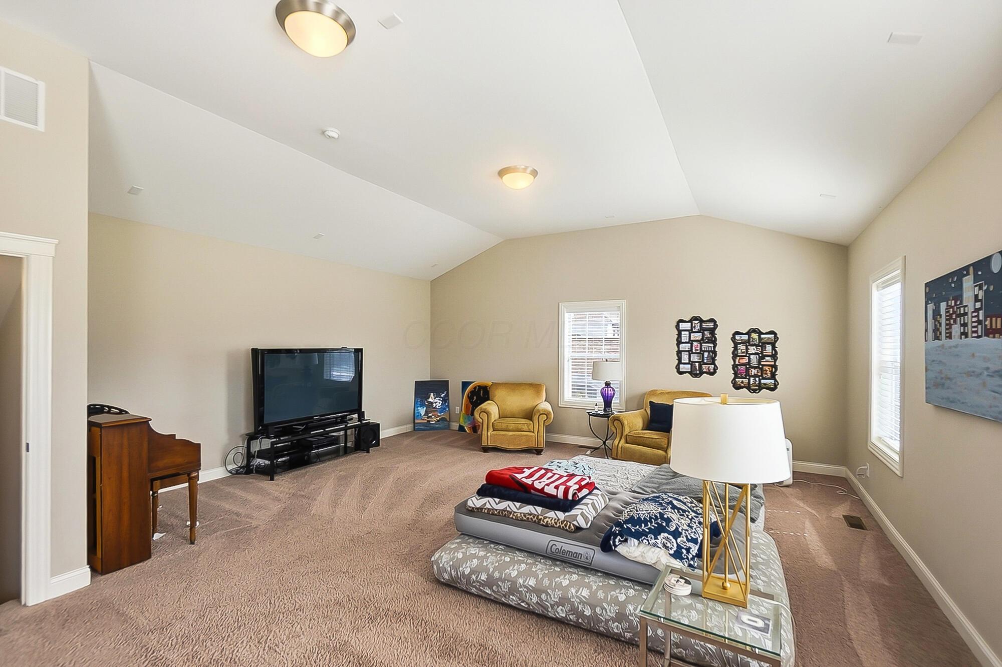 Dublin, Ohio, 43017, United States, 5 Bedrooms Bedrooms, ,5 BathroomsBathrooms,Residential,Active,2035065