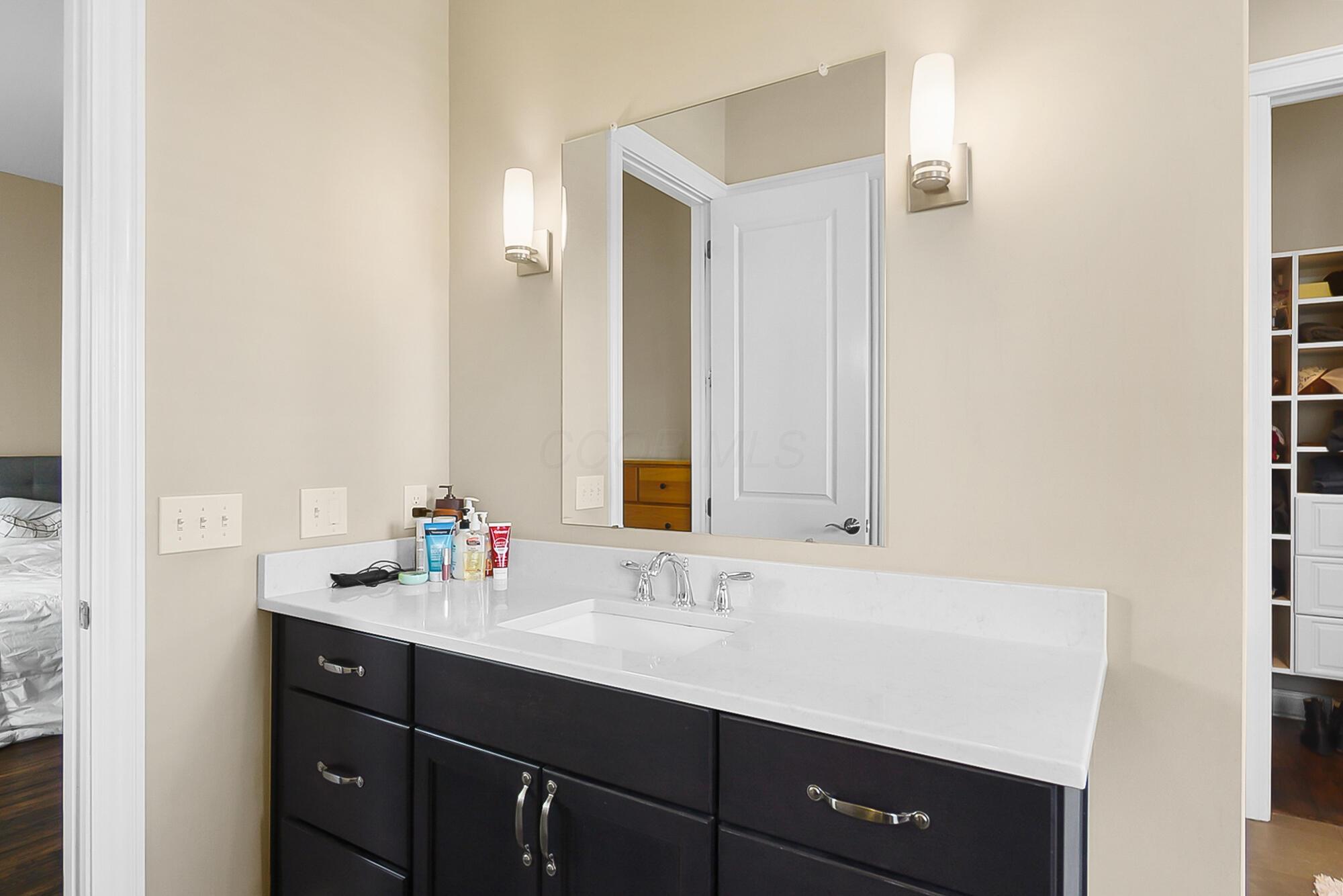 Dublin, Ohio, 43017, United States, 5 Bedrooms Bedrooms, ,5 BathroomsBathrooms,Residential,Active,2035065