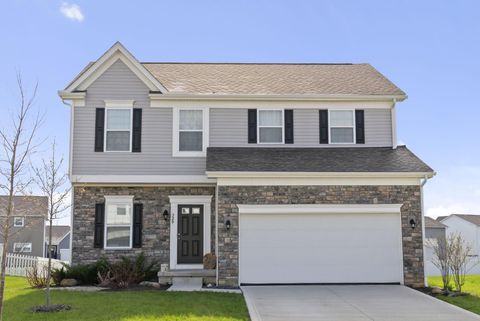 Photo of 320 Rochdale Run, Delaware, OH 43015 (MLS # 226010765)