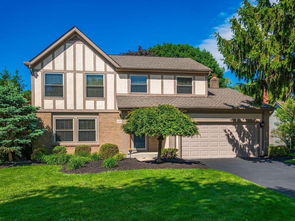 Photo of 6881 Erie Court, Dublin, OH 43017 (MLS # 226015123)
