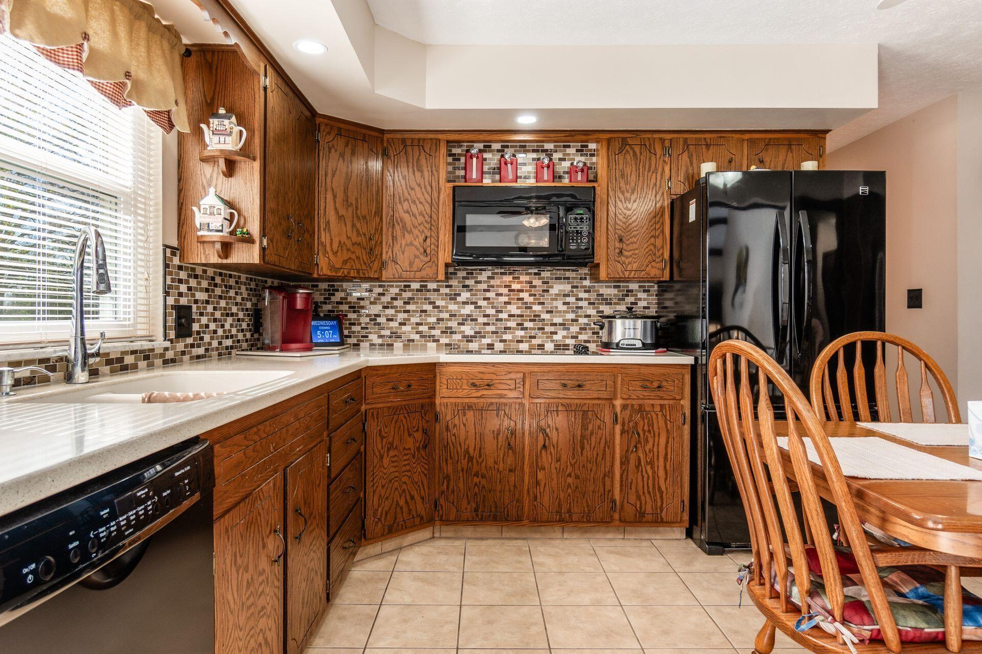 1200 Spring Valley Road