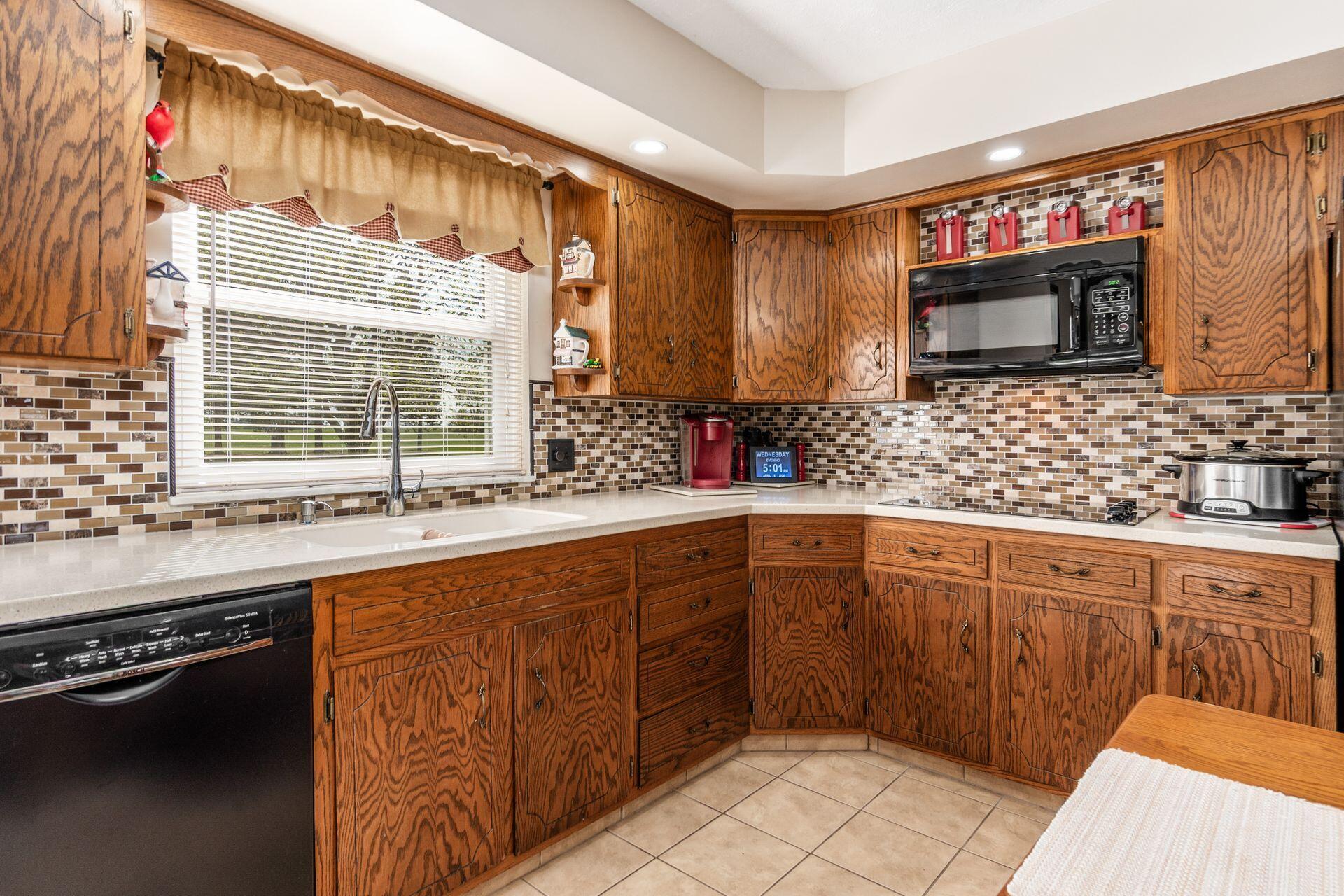 1200 Spring Valley Road