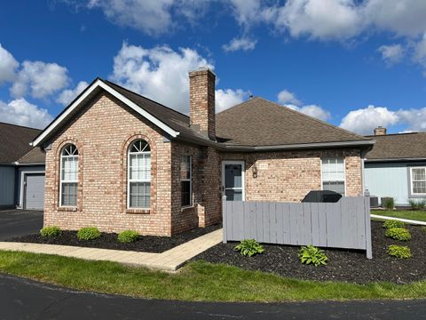 Photo of 3815 Mill Stream Drive, Hilliard, OH 43026 (MLS # 226015169)