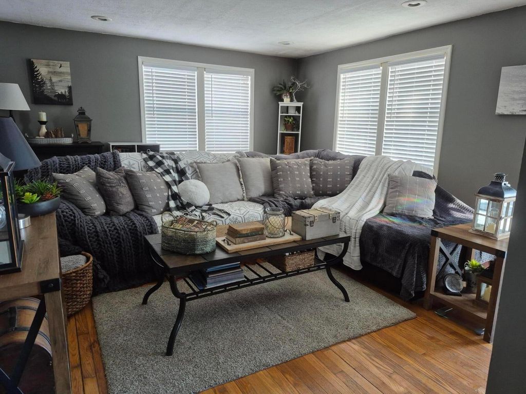 Photo of 7156 Davison Lane, Alexandria, OH 43001 (MLS # 226017845)