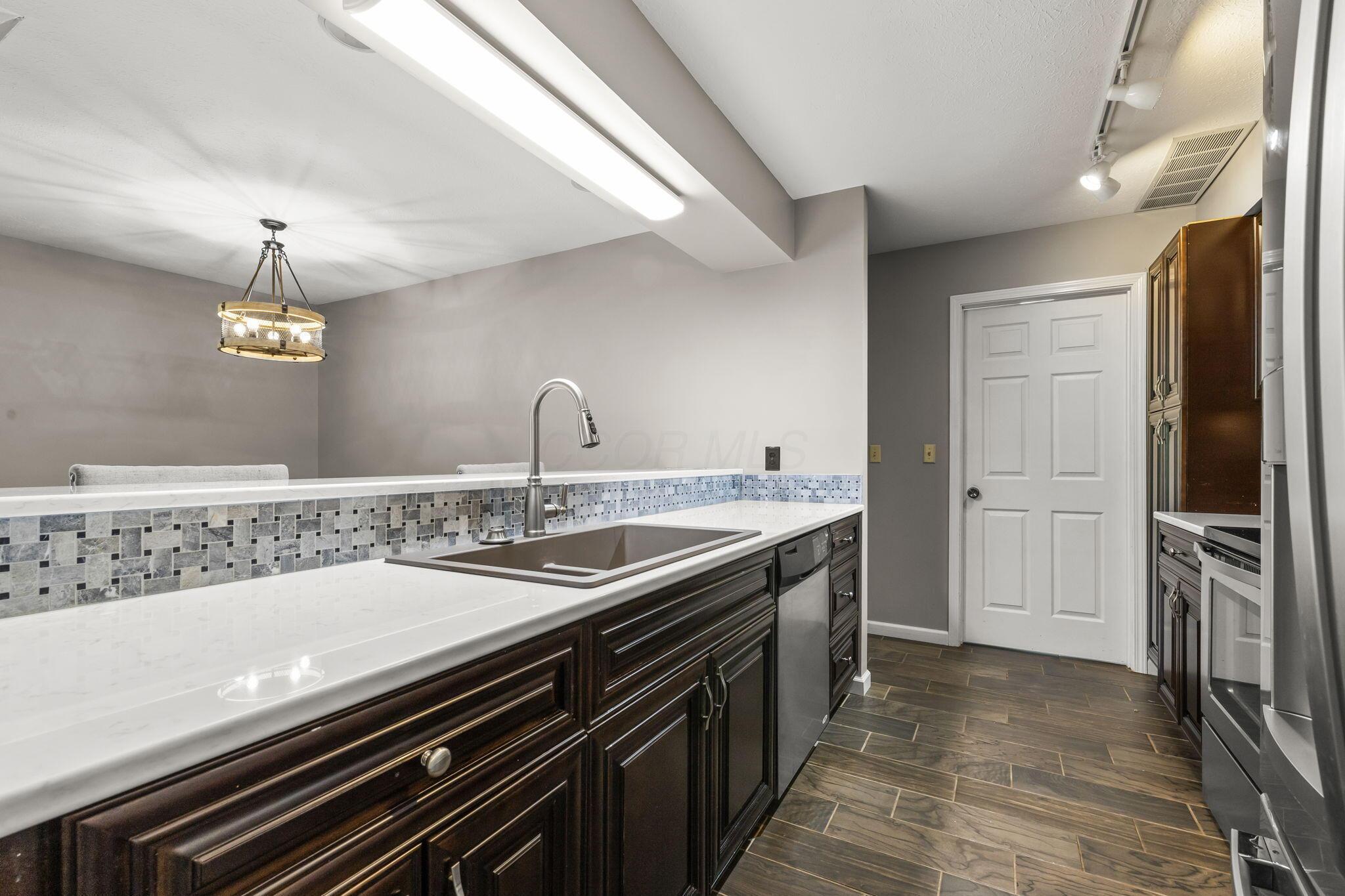 867 Red Oak Trail, Mansfield, Ohio image 17
