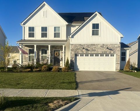 Photo of 547 Pagoda Loop, Delaware, OH 43015 (MLS # 225040642)