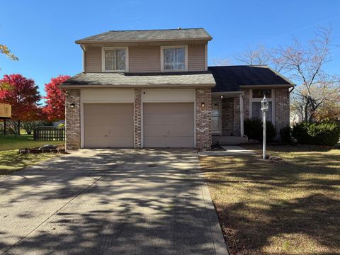 Photo of 4931 Leybourne Drive, Hilliard, OH 43026 (MLS # 225042427)