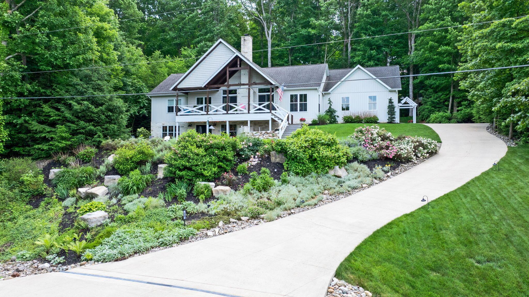 520 Grand Ridge Drive, Howard, Ohio image 1