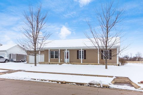 Tiny photo for 894 Linden Avenue, Washington Court House, OH 43160 (MLS # 225044742)