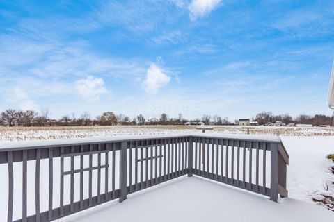 Tiny photo for 894 Linden Avenue, Washington Court House, OH 43160 (MLS # 225044742)