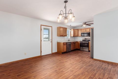 Tiny photo for 894 Linden Avenue, Washington Court House, OH 43160 (MLS # 225044742)