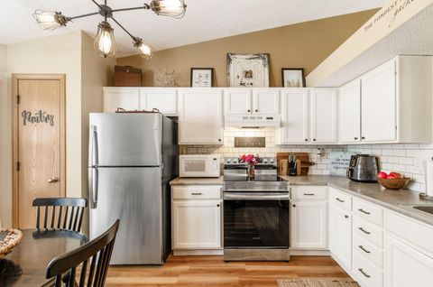 Tiny photo for 2385 Yagger Bay Drive, Hilliard, OH 43026 (MLS # 226004430)