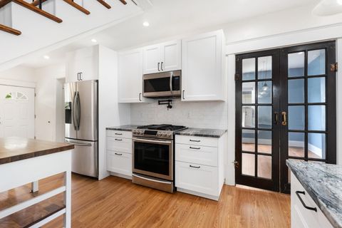 Tiny photo for 334 E Morrill Avenue, Columbus, OH 43207 (MLS # 226014266)