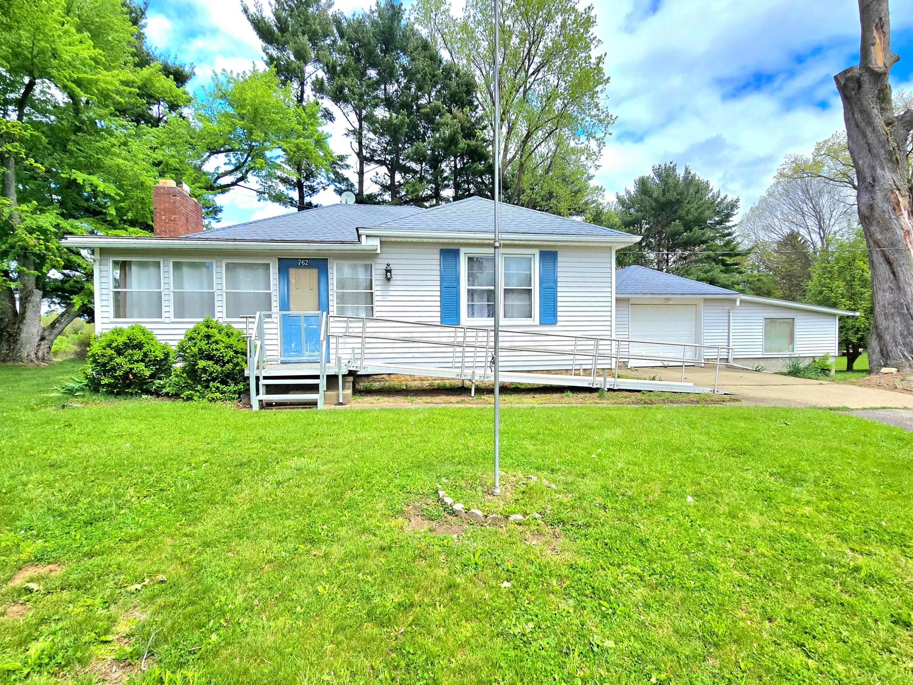 762 Maple Street