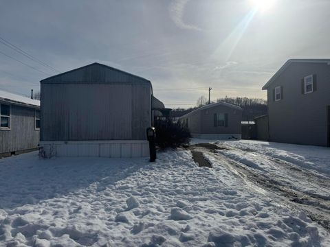 Multifamily For Sale - 281 W Washington Street<br/> Nelsonville, OH 45764