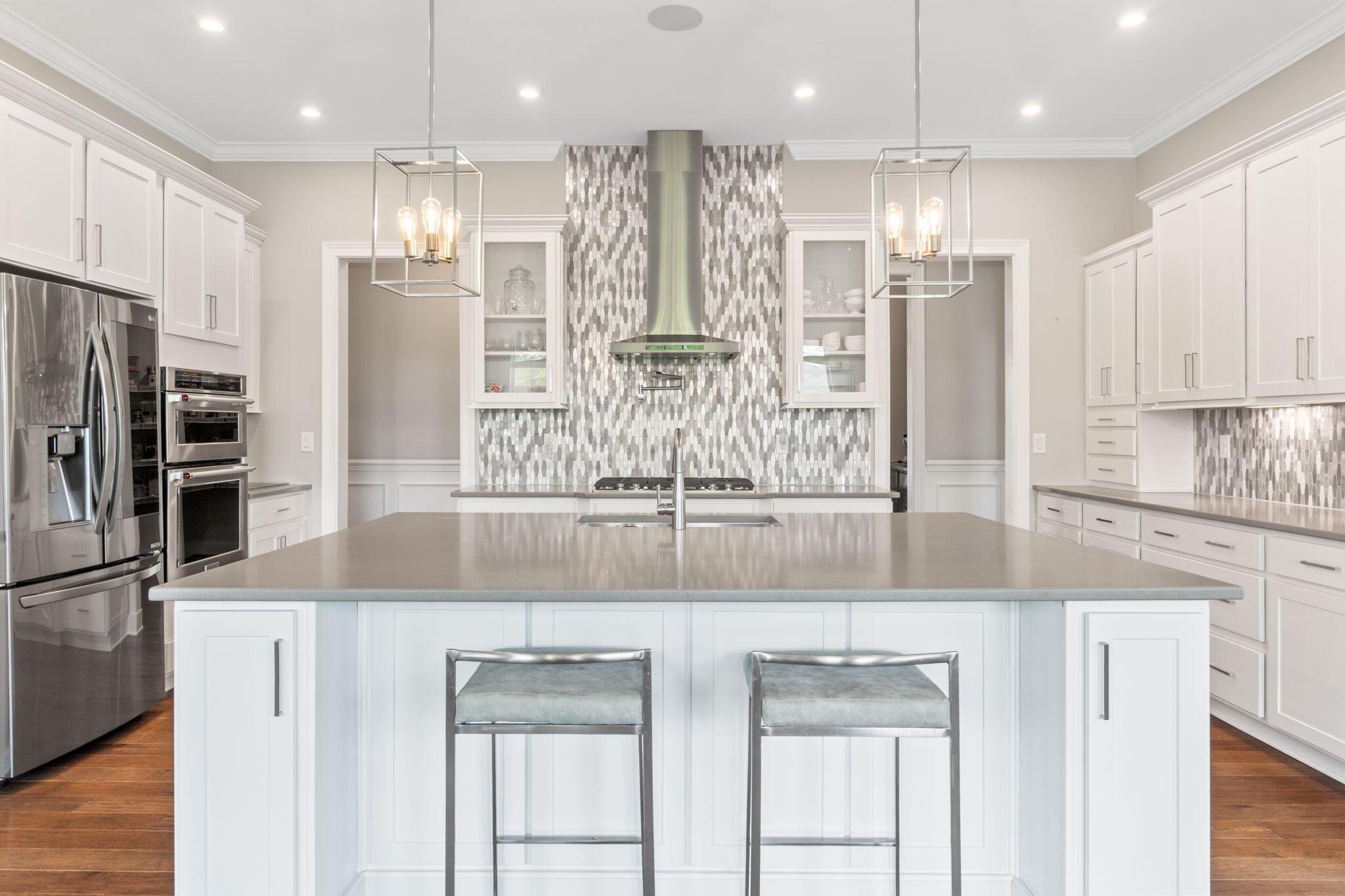 6540 Marshview Drive, Hilliard, Ohio image 24