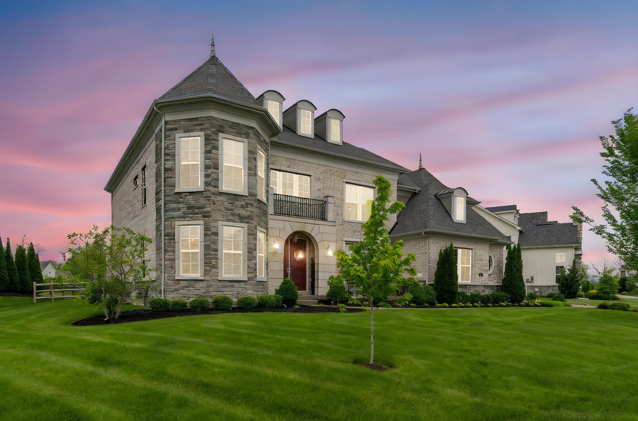 6540 Marshview Drive, Hilliard, Ohio image 2