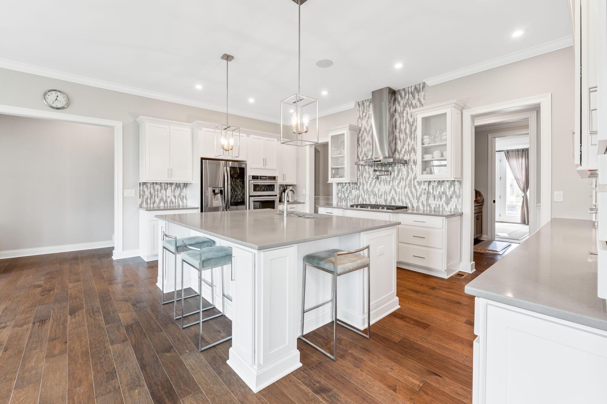 6540 Marshview Drive, Hilliard, Ohio image 25