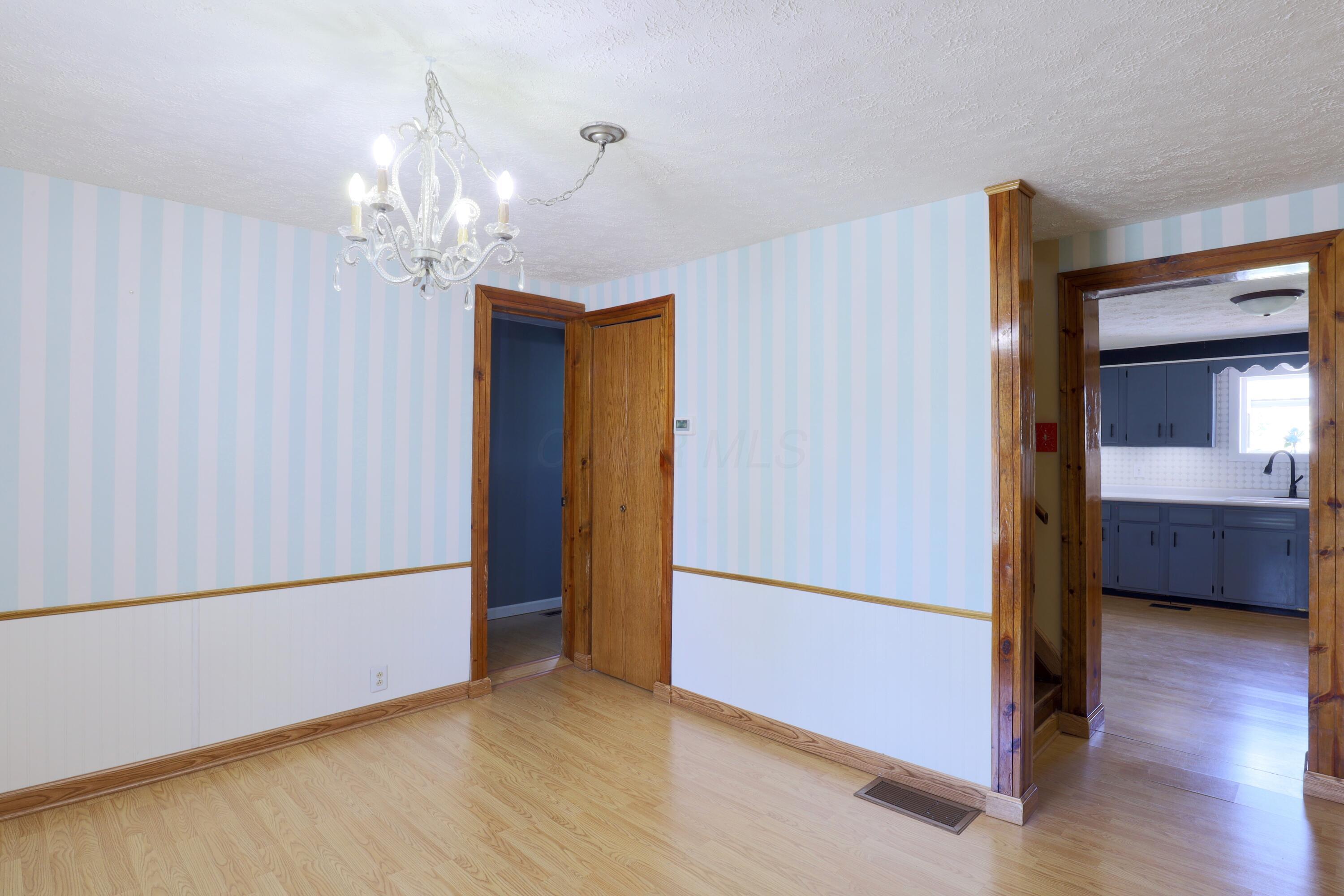 150 Hayward Avenue, Circleville, Ohio image 3