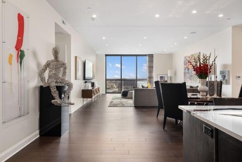 Photo of 250 W Spring Street 1214 #1214, Columbus, OH 43215 (MLS # 226010664)